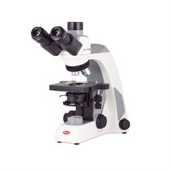 Microscopio Motic Panthera E2 trinoculare LED